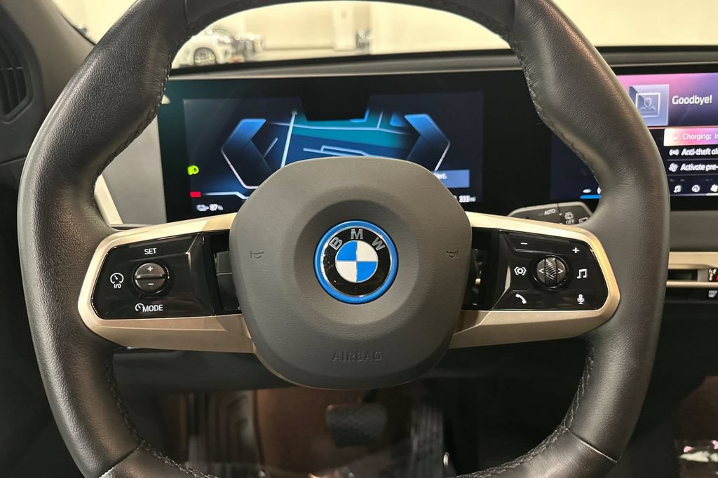 Certified 2024 BMW iX xDrive50 AWD/4WD image 28