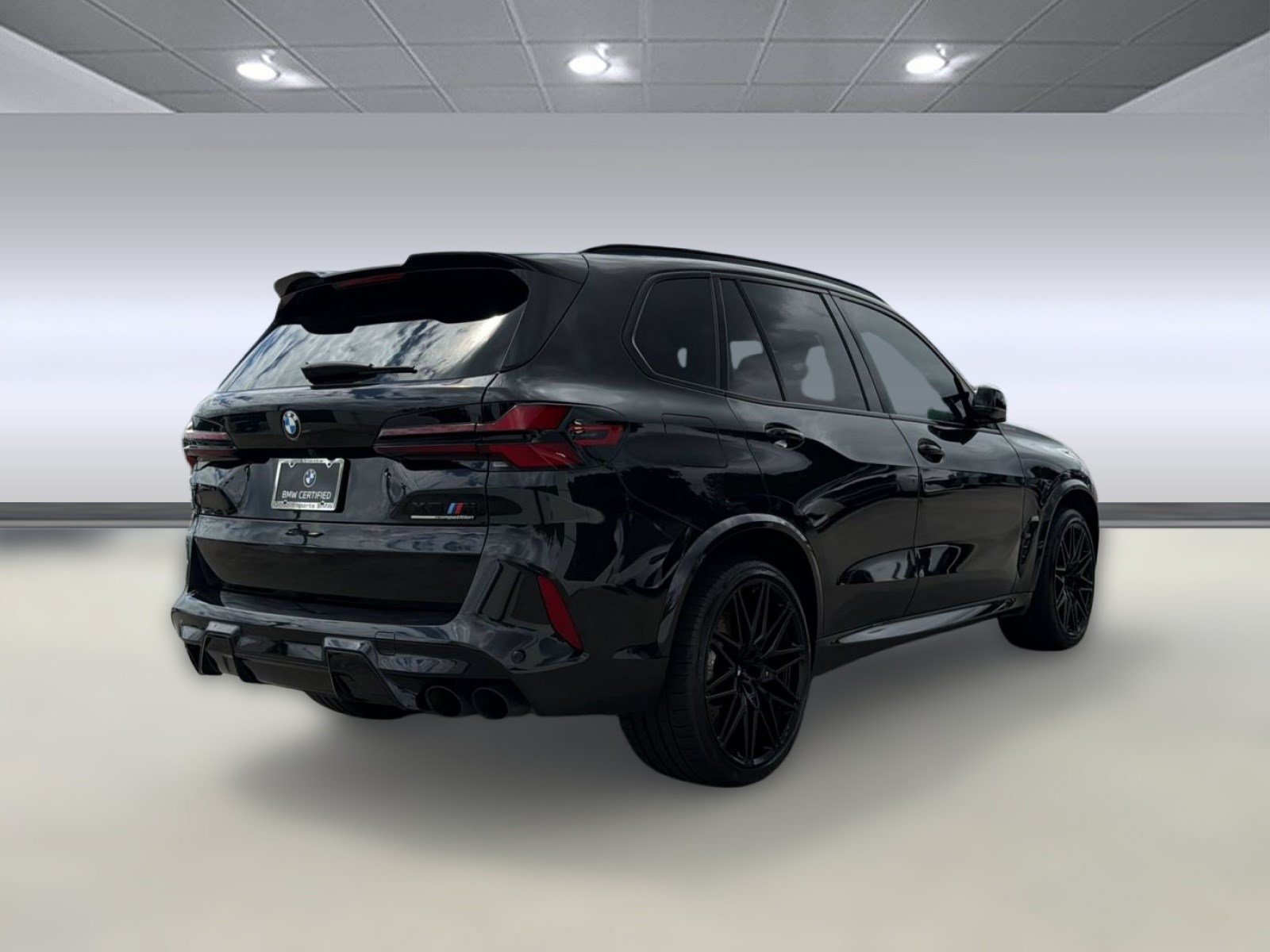 Used 2025 BMW X5 M Competition w/ Executive Package AWD/4WD image 8