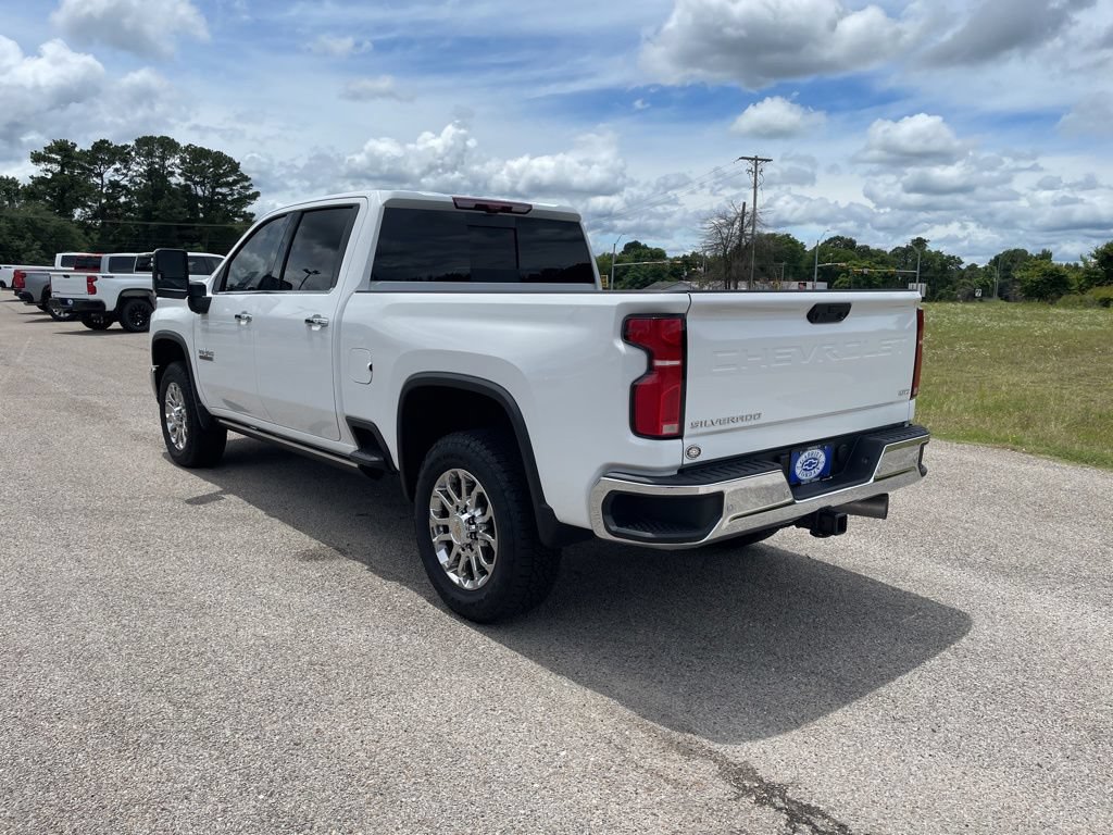New 2026 Chevrolet Silverado 3500 LTZ w/ LTZ Premium Texas Edition AWD/4WD image 3