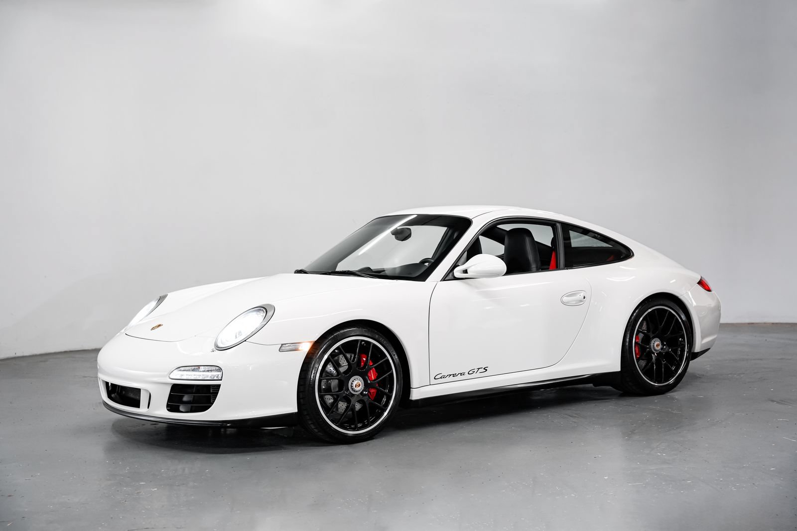 Used 2011 Porsche 911 Carrera GTS RWD image 7