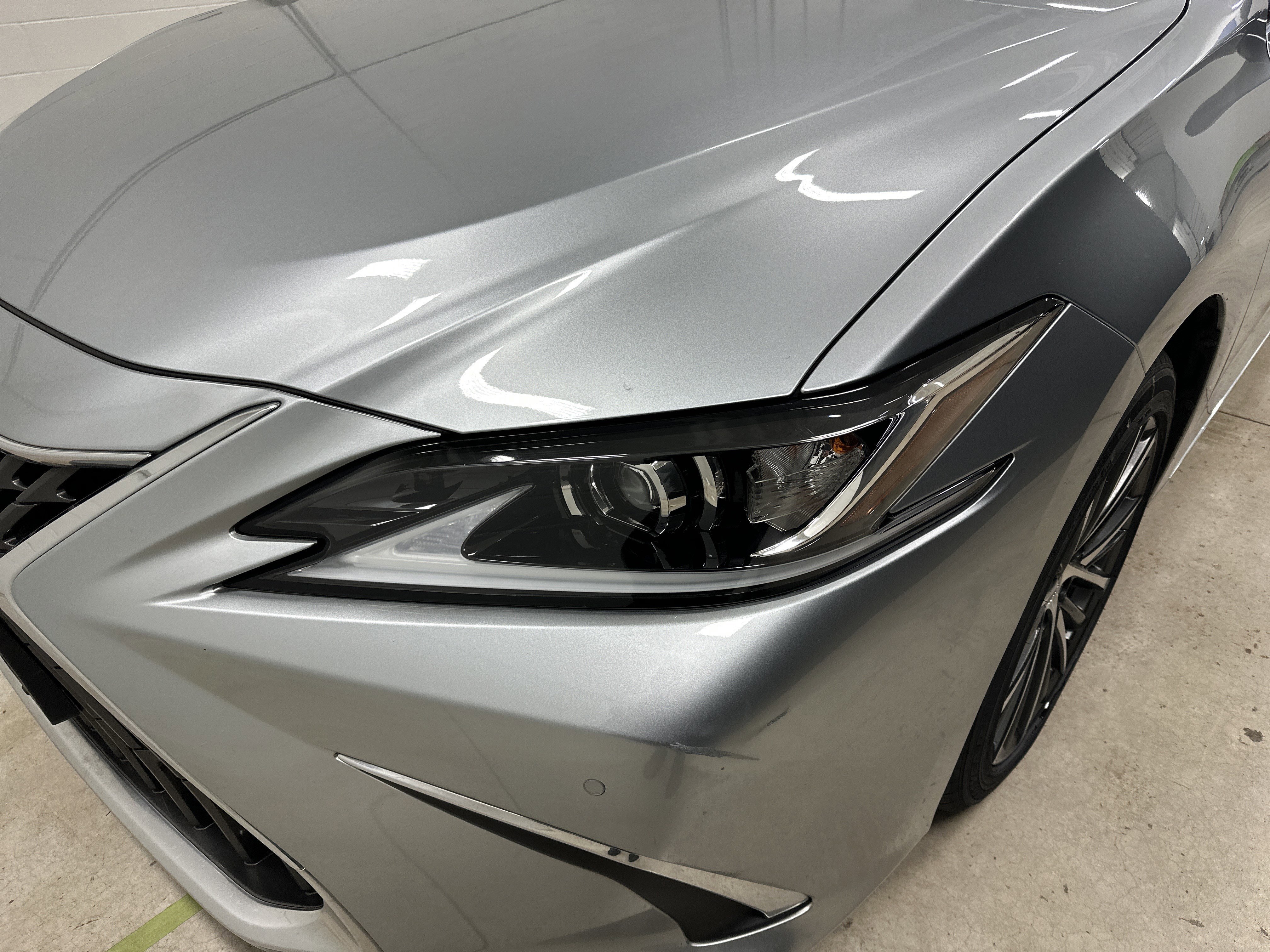 Used 2023 Lexus ES 350 w/ Premium Package FWD image 6