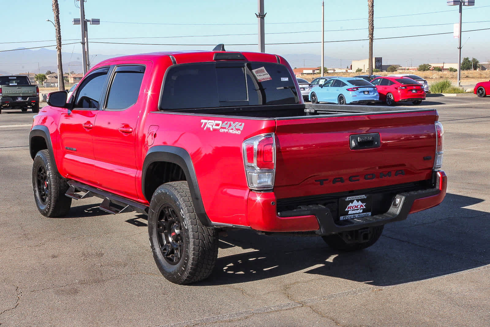 Used 2020 Toyota Tacoma TRD Off-Road w/ Technology Package AWD/4WD image 8