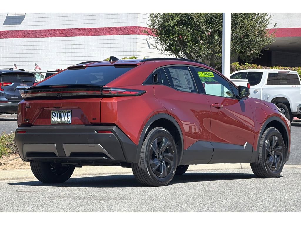 New 2026 Toyota C-HR image 4