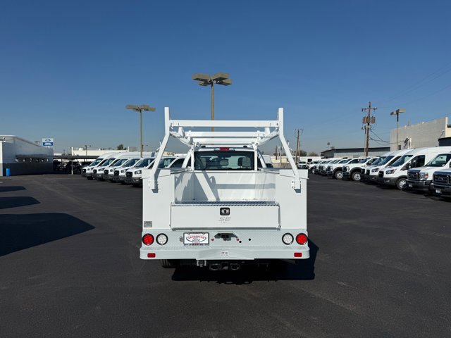 New 2026 Ford F250 XL w/ XL Chrome Package image 3