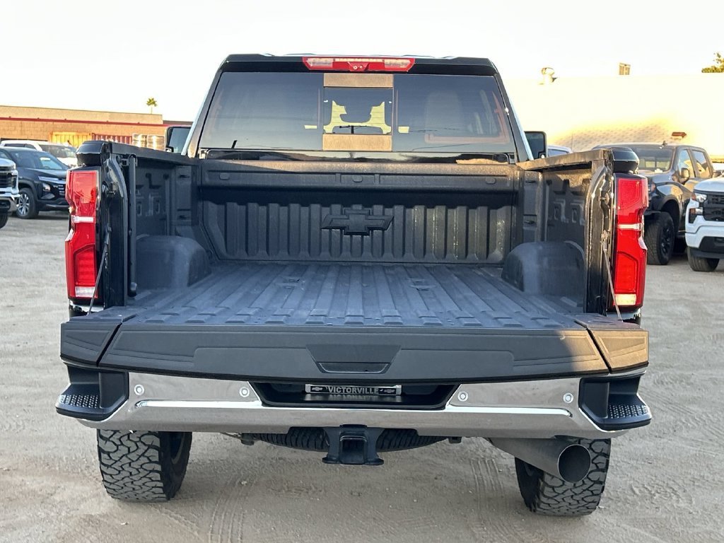 Certified 2025 Chevrolet Silverado 2500 LTZ w/ LTZ Premium Package AWD/4WD image 31