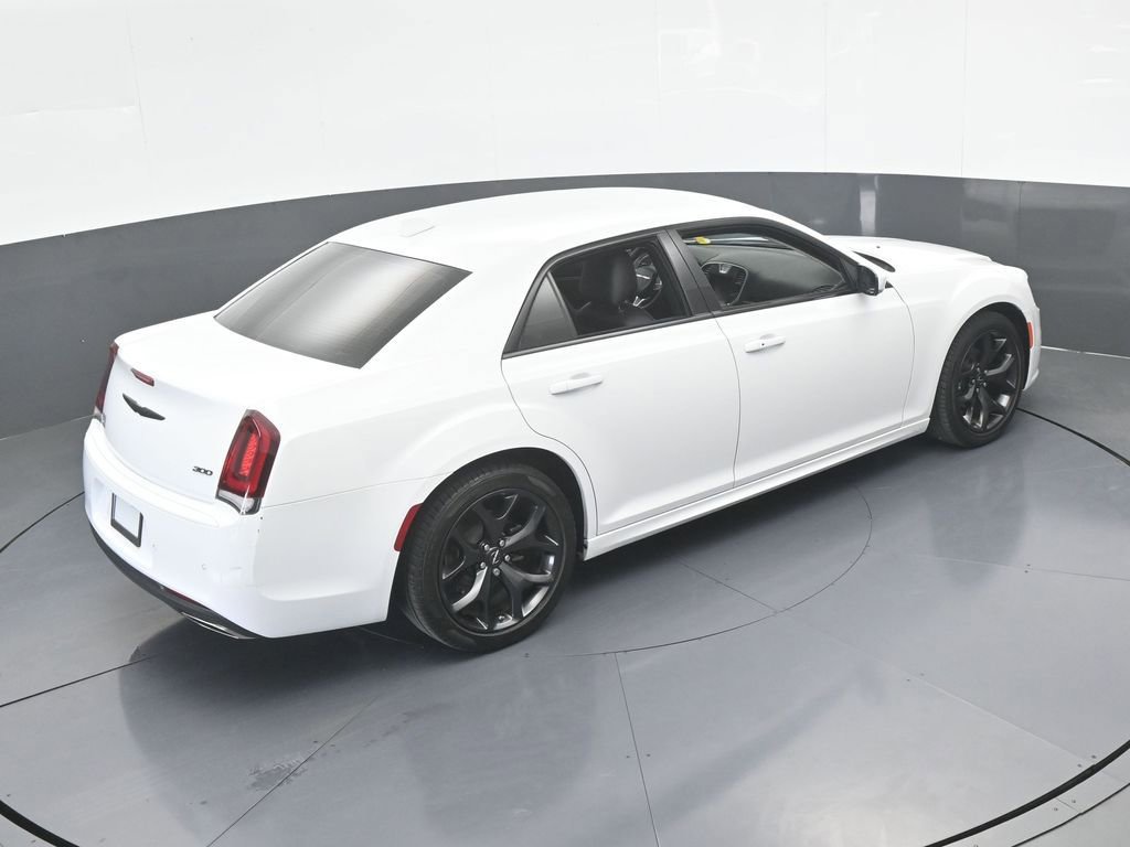 Used 2023 Chrysler 300 Touring L image 47