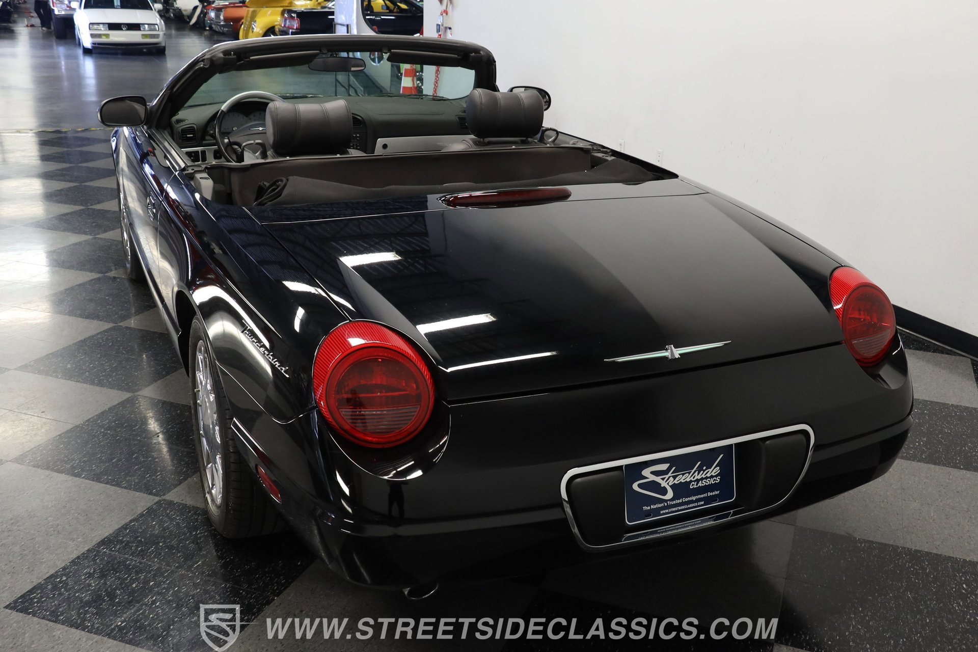 Used 2002 Ford Thunderbird Neiman Marcus RWD image 8