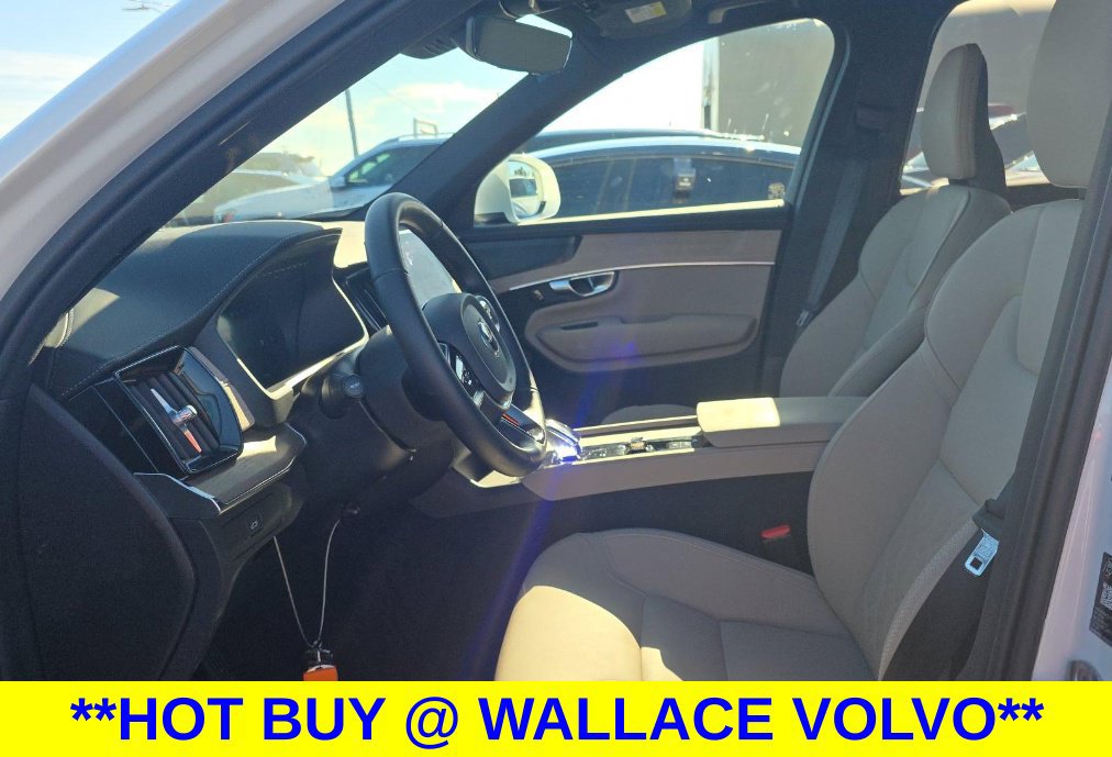 Used 2026 Volvo XC90 B6 Plus AWD/4WD image 3