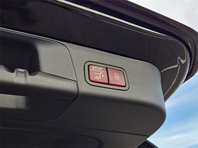 New 2026 Mercedes-Benz GLB 250 4MATIC image 34