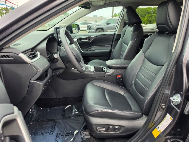Used 2024 Toyota RAV4 XLE Premium w/ Weather Package AWD/4WD image 21