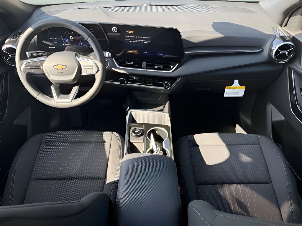 New 2027 Chevrolet Equinox LT FWD image 13