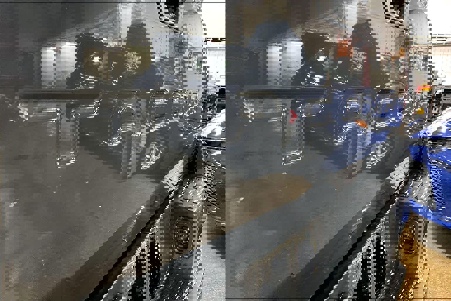 Certified 2025 Toyota Tacoma TRD Off-Road image 10