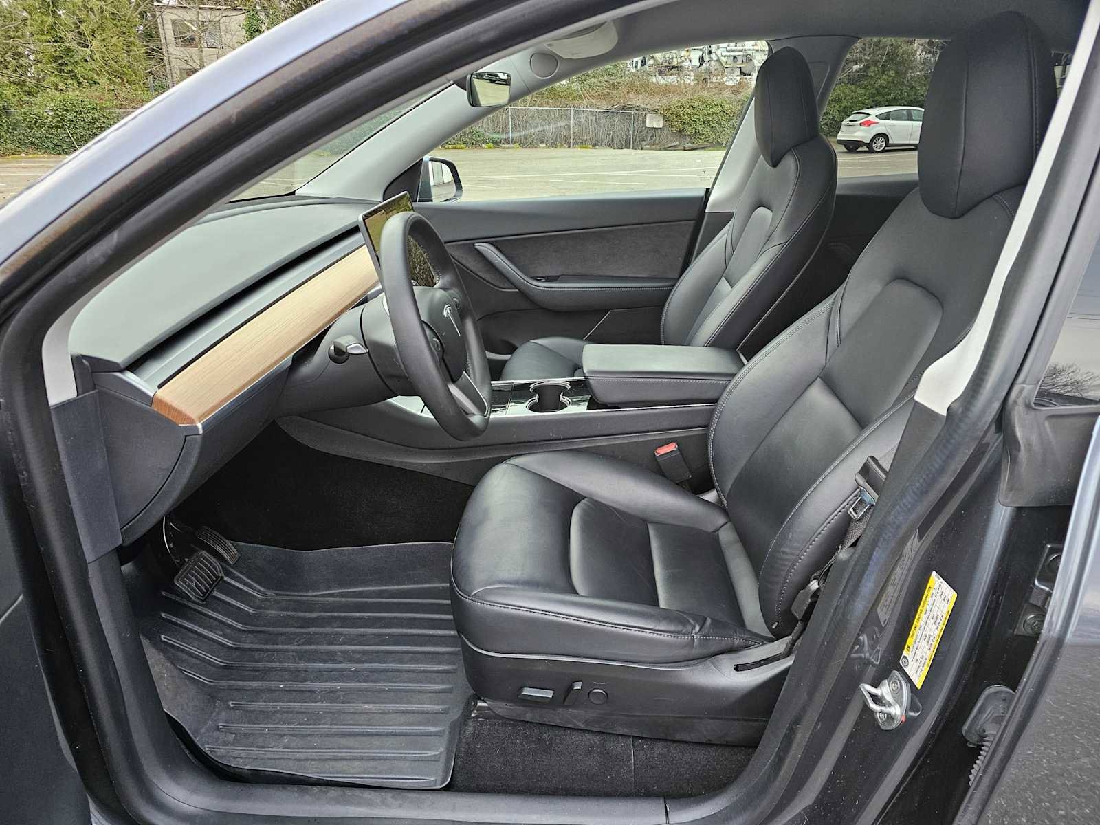 Used 2020 Tesla Model Y Long Range image 20