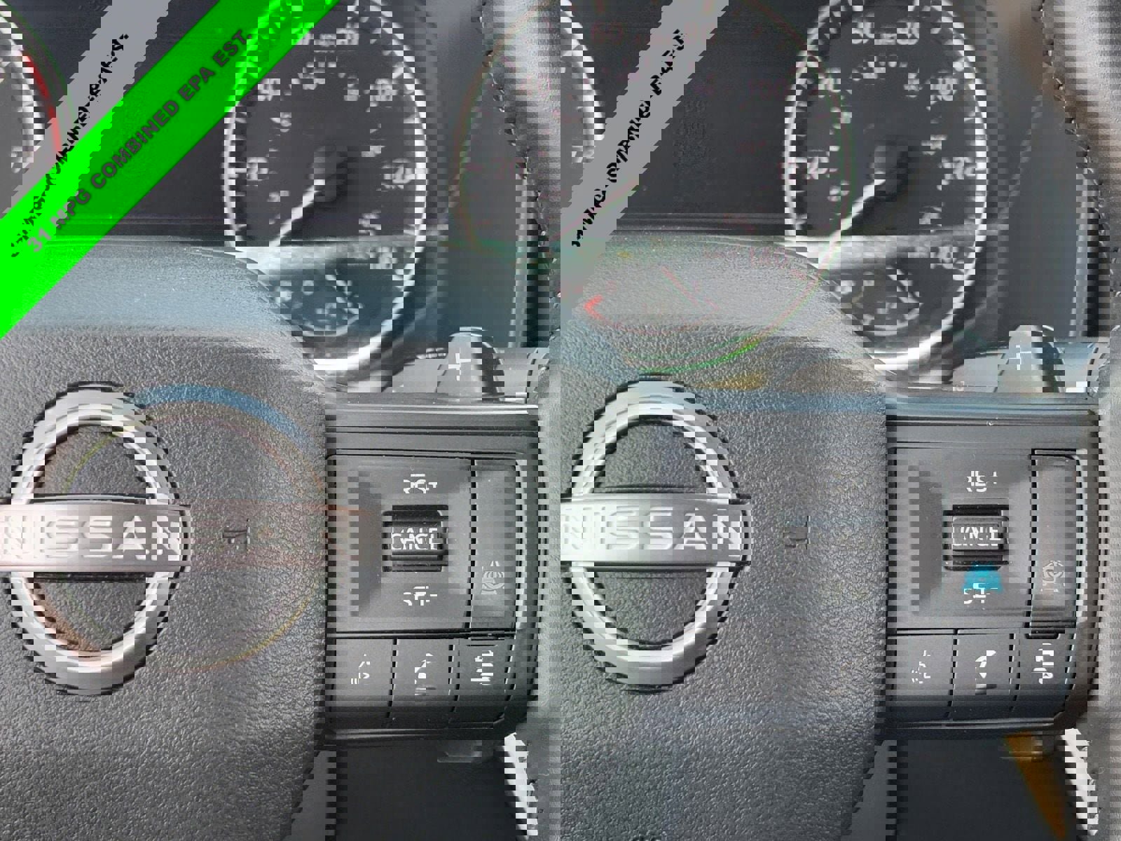 Certified 2025 Nissan Rogue SV image 20