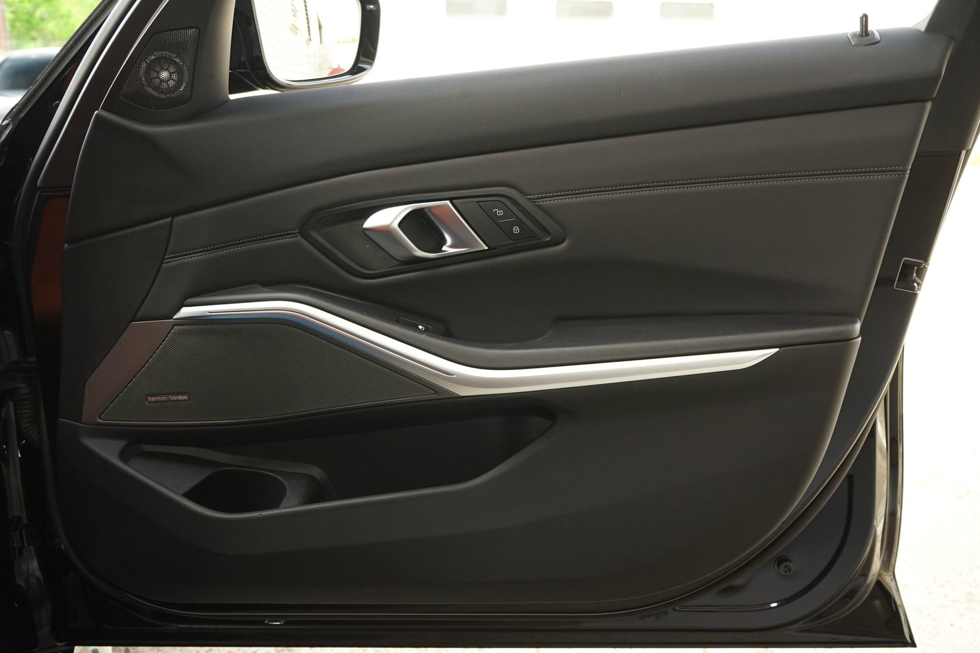 Used 2025 BMW M3 Competition w/ Executive Package image 24