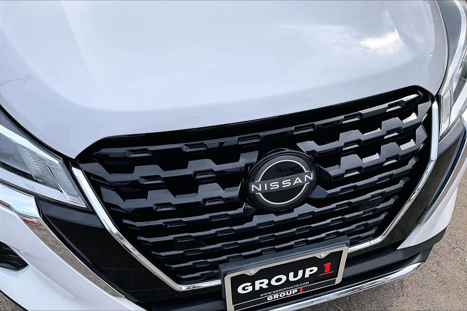 Used 2024 Nissan Kicks S FWD image 28