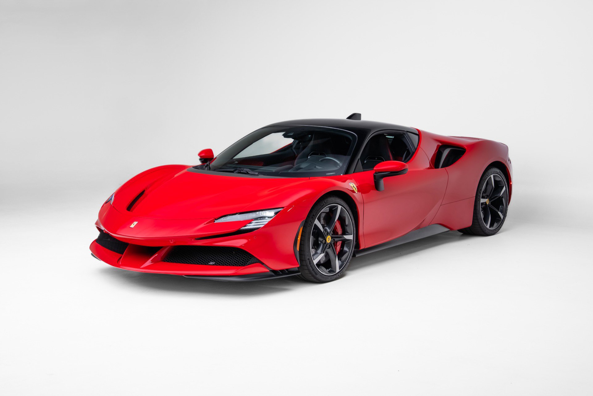 Used 2023 Ferrari SF90 Stradale AWD/4WD image 10