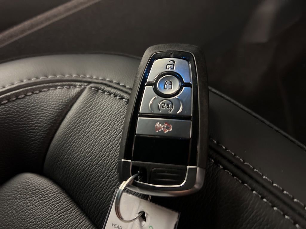 New 2025 Ford Bronco Outer Banks image 40