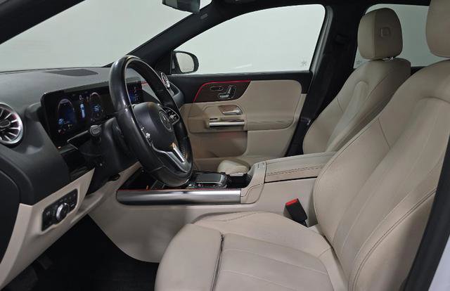 Used 2022 Mercedes-Benz GLA 250 4MATIC w/ Premium Package Lite image 7