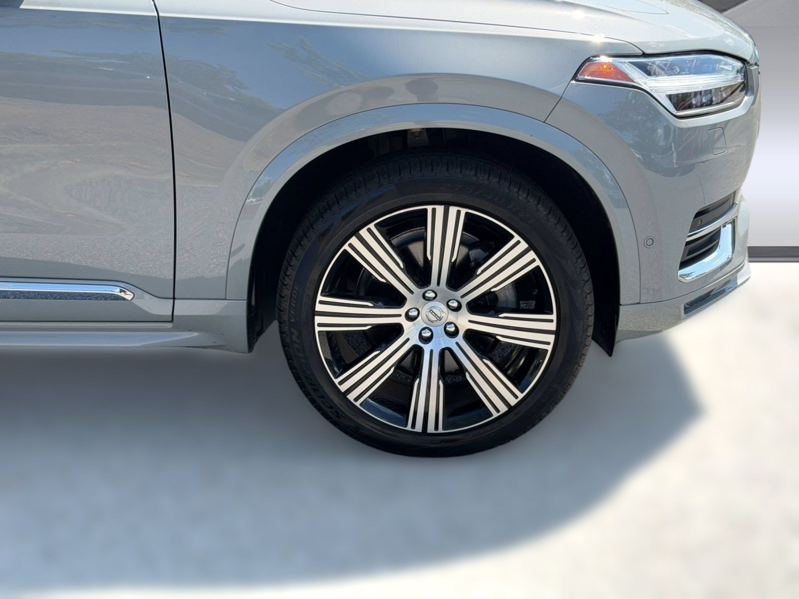 Certified 2024 Volvo XC90 B6 Ultimate AWD/4WD image 13