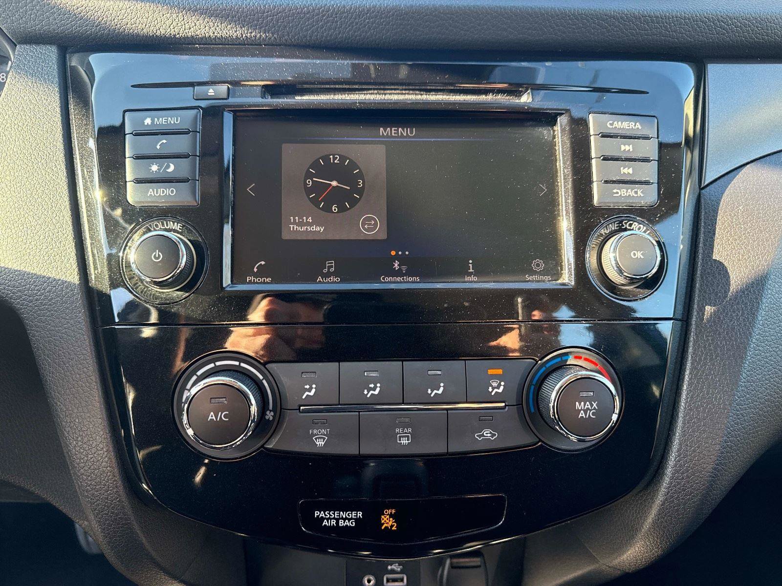 Used 2021 Nissan Rogue Sport S image 24