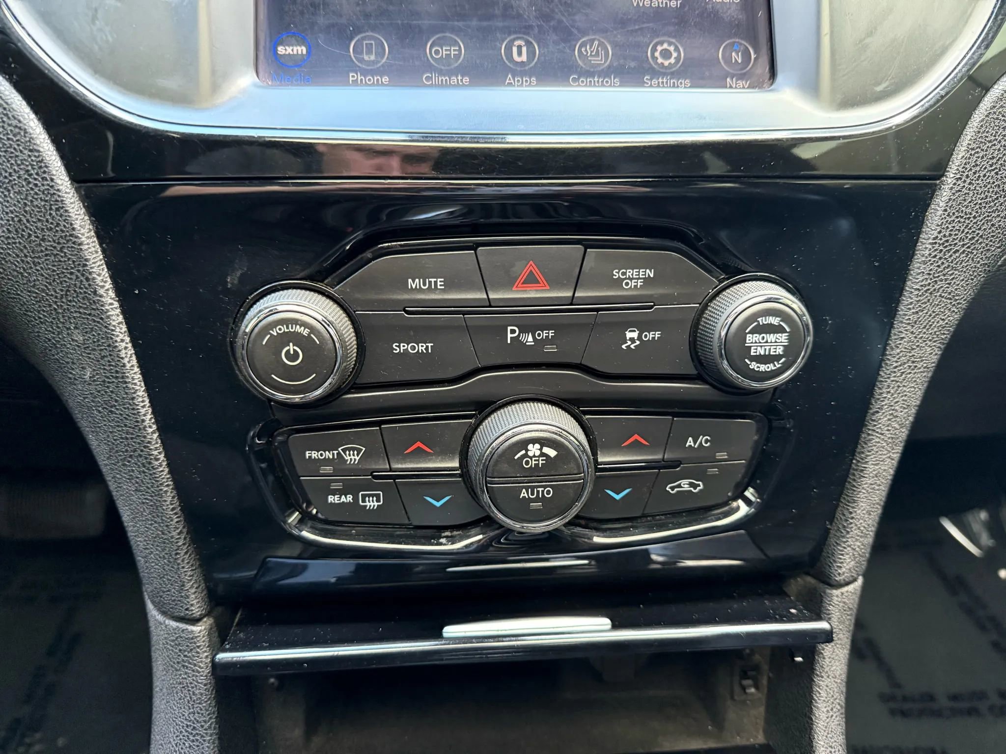 Used 2021 Chrysler 300 S image 19