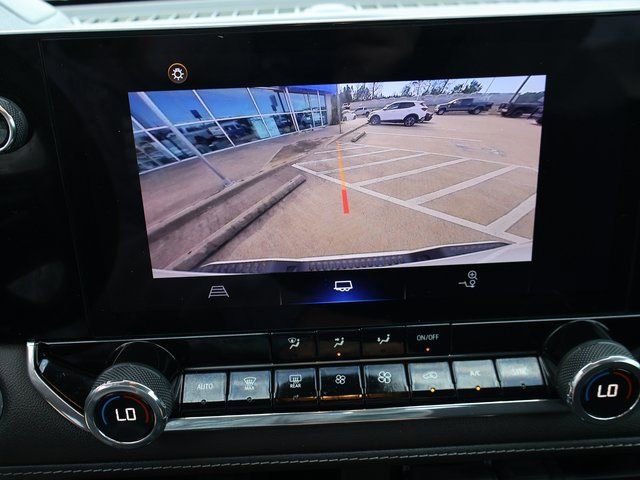 Used 2024 Chevrolet Colorado LT w/ LT Convenience Package image 28