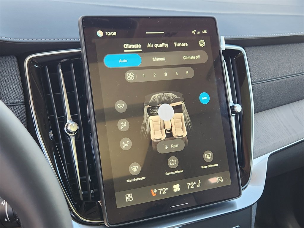 New 2026 Volvo XC90 B6 Ultra w/ Lounge Package image 21