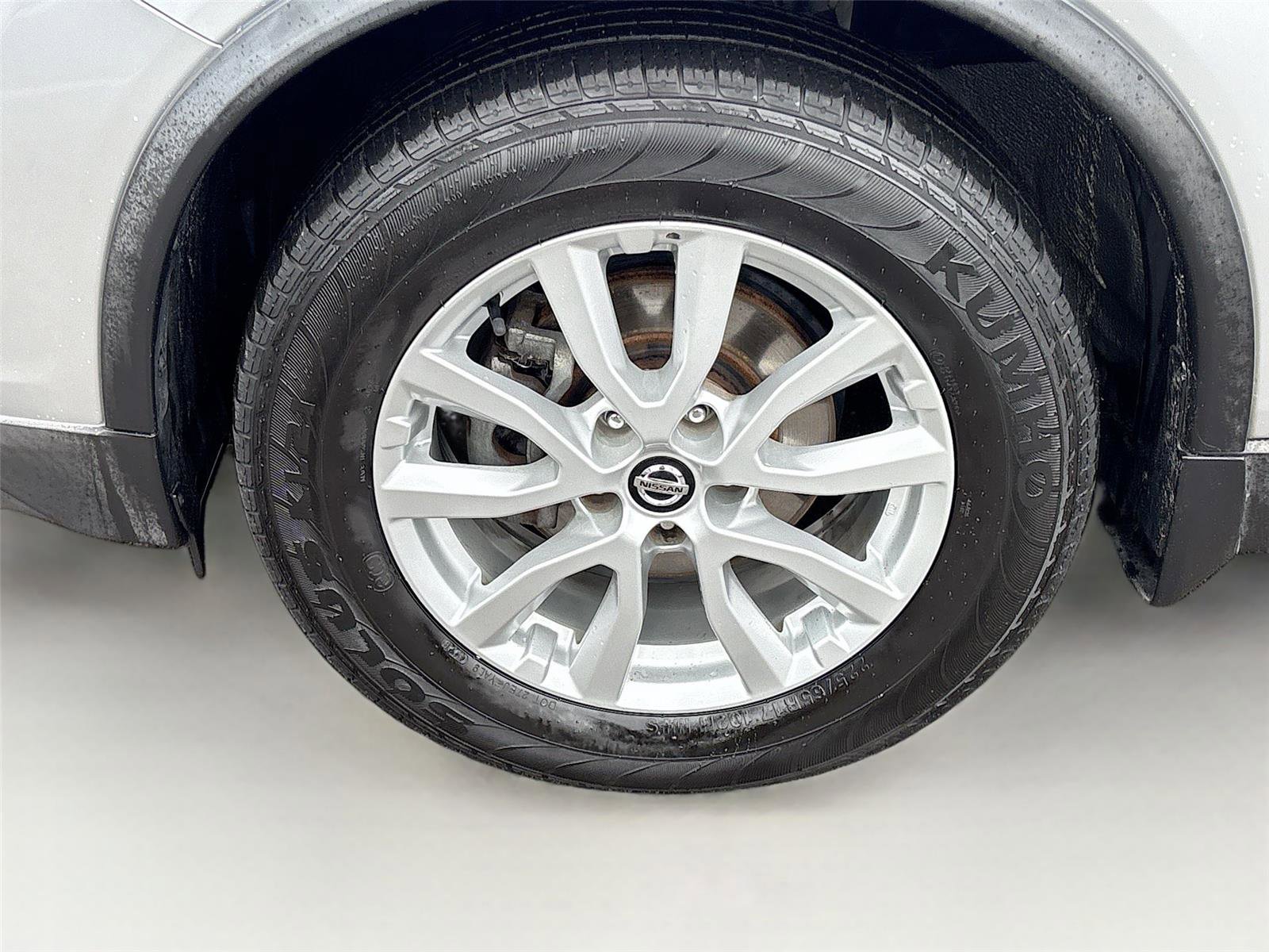 Used 2019 Nissan Rogue S w/ Special Edition Package image 29