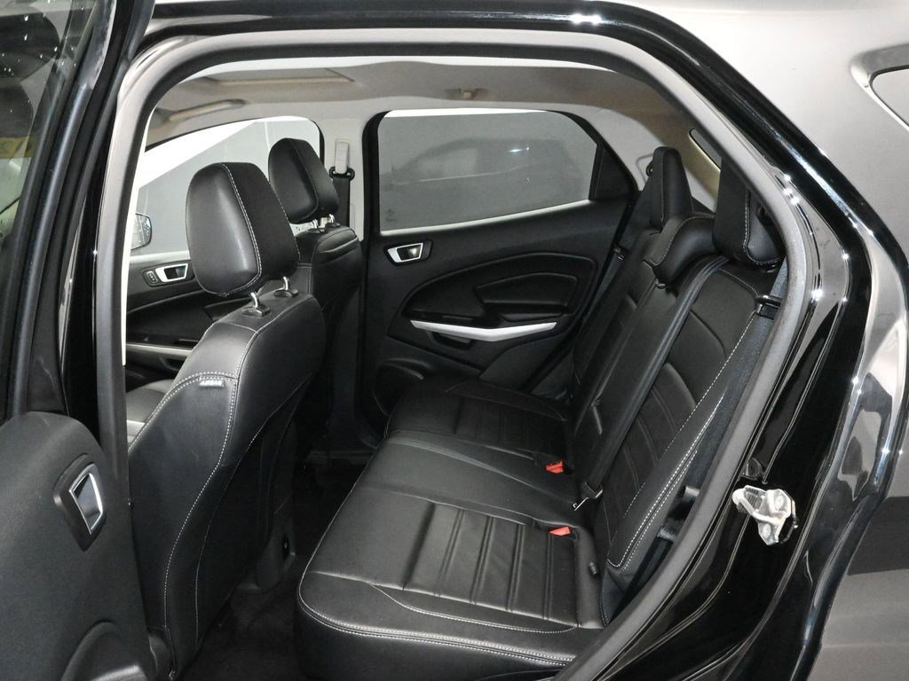 Used 2020 Ford EcoSport Titanium FWD image 12