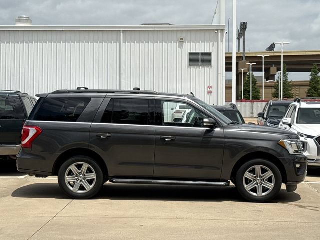 Used 2019 Ford Expedition XLT w/ Equipment Group 202A RWD image 3