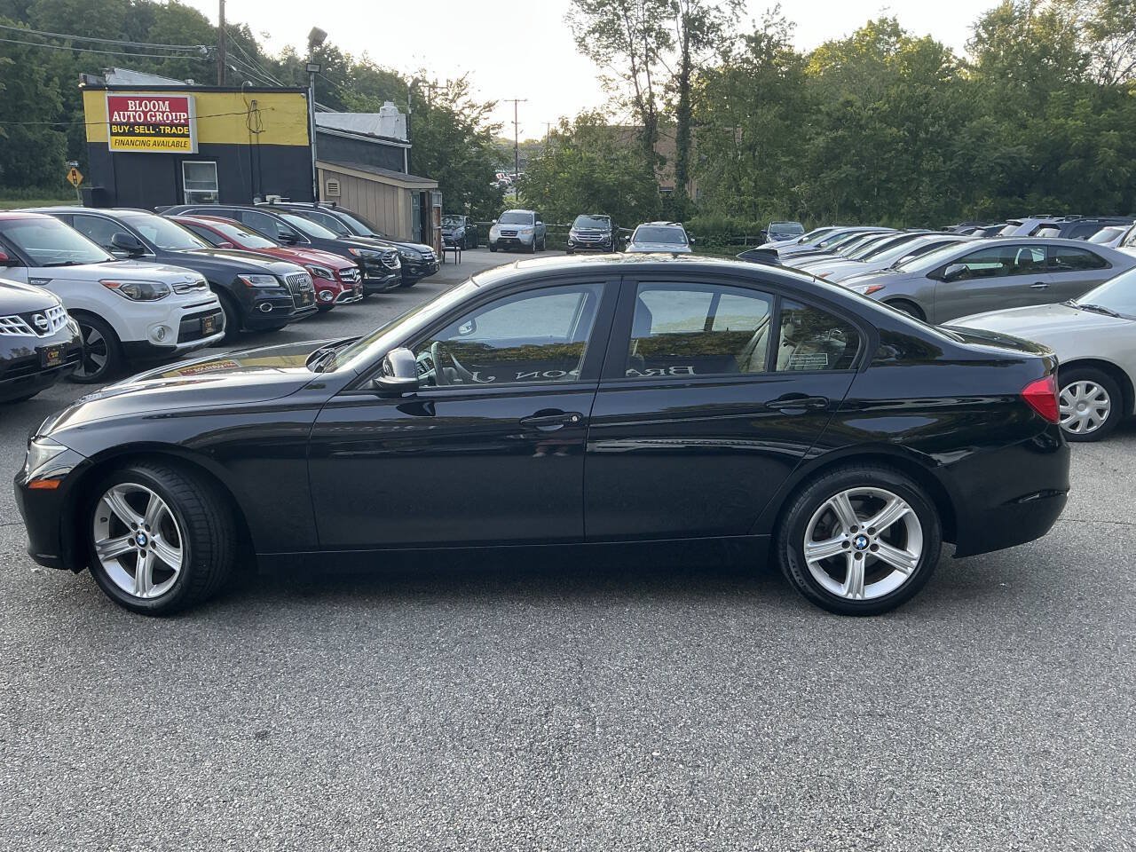 Used 2014 BMW 320i xDrive Sedan AWD/4WD image 8