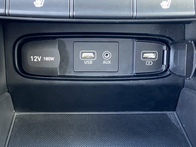 Used 2019 Hyundai Santa Fe Limited image 18