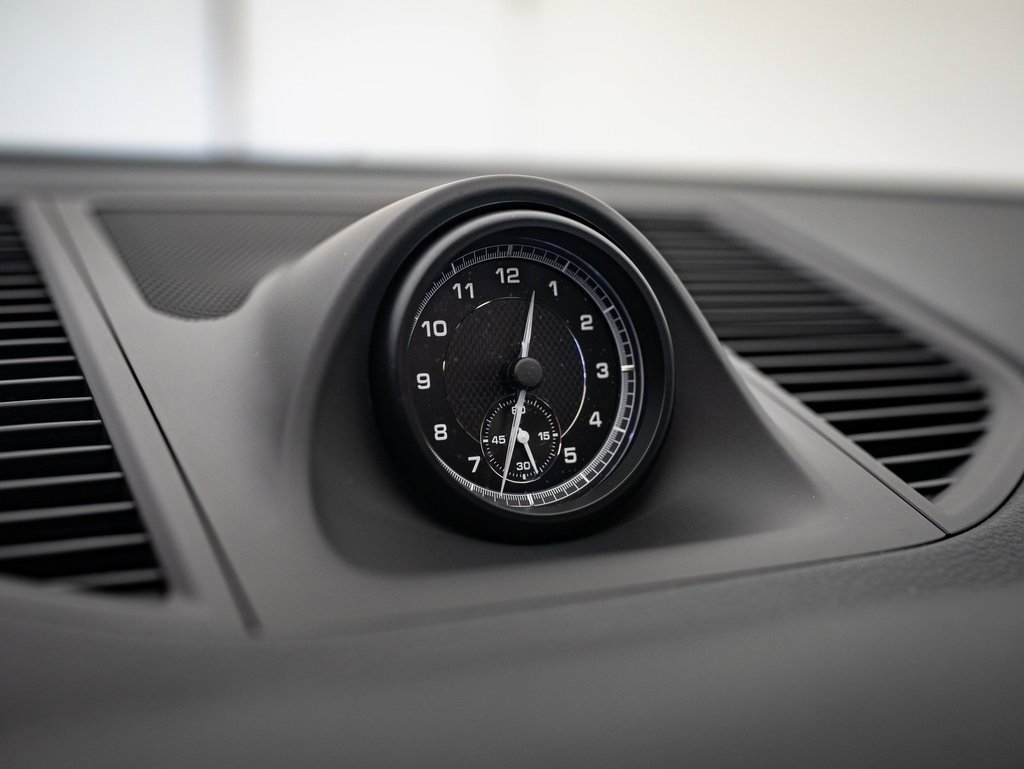 Certified 2024 Porsche Macan image 29