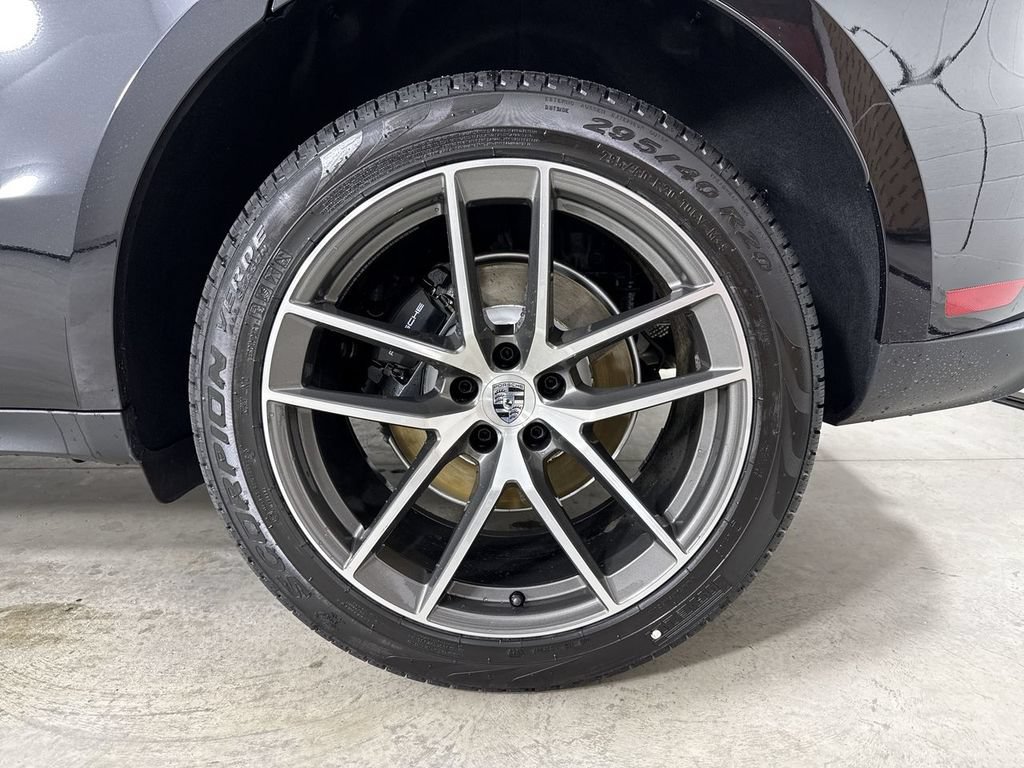 New 2026 Porsche Macan AWD/4WD image 14
