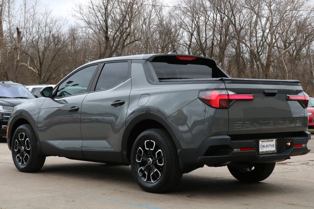 Used 2022 Hyundai Santa Cruz SEL image 18