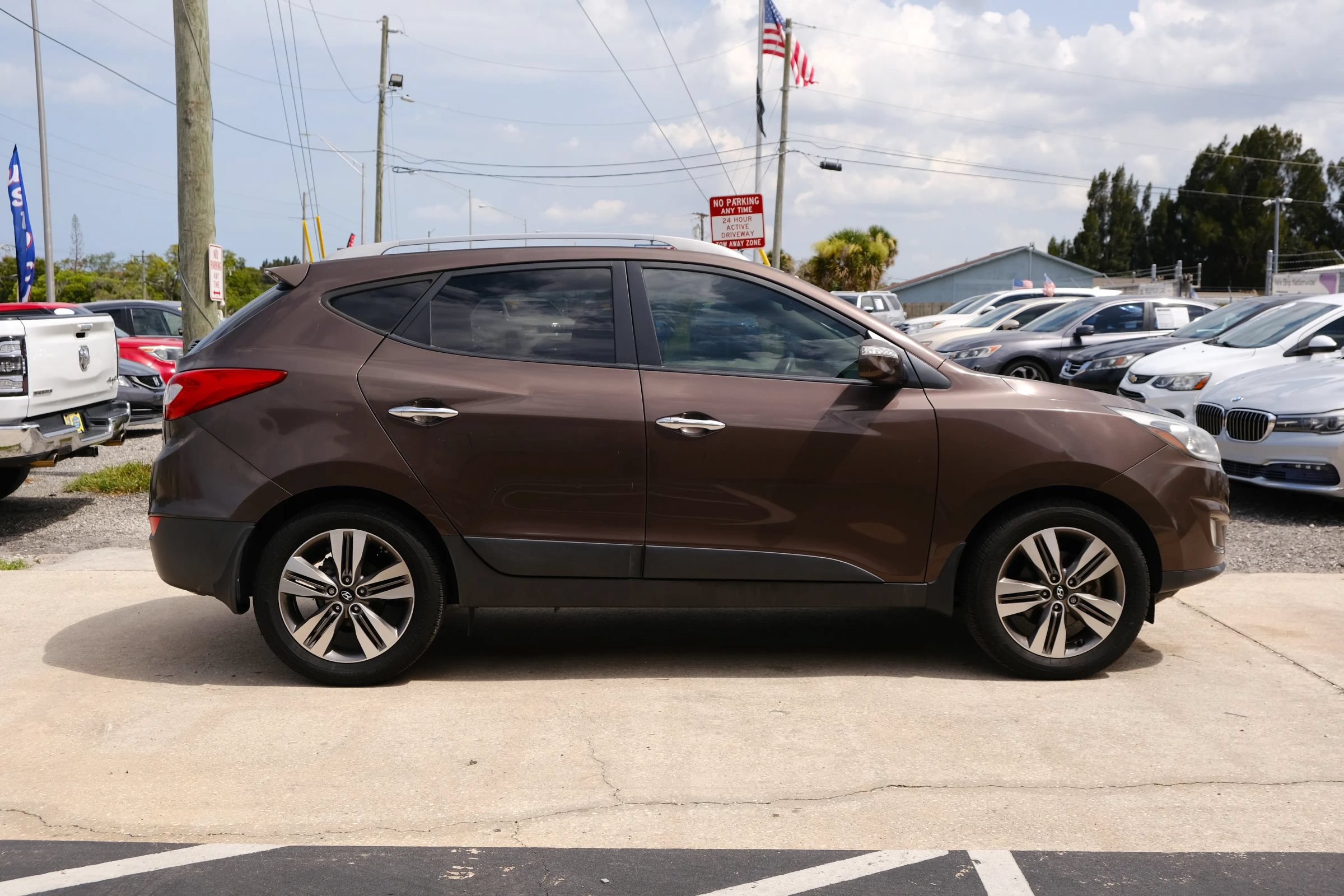 Used 2014 Hyundai Tucson Limited w/ Technology Package 02 FWD image 4