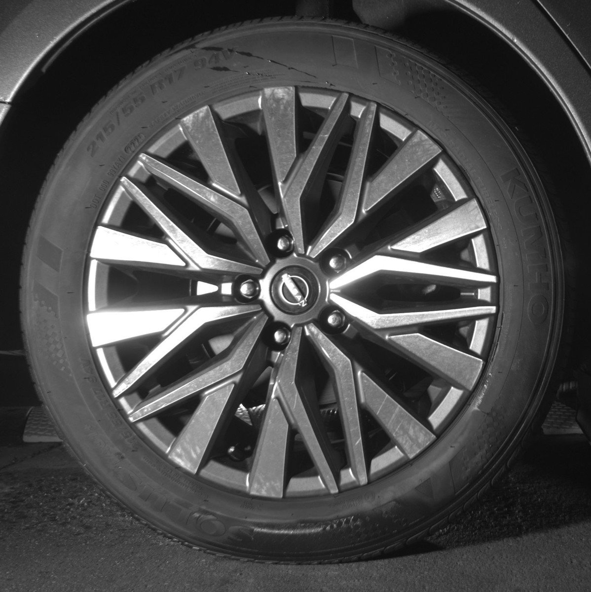 Used 2025 Nissan Altima 2.5 SV image 12