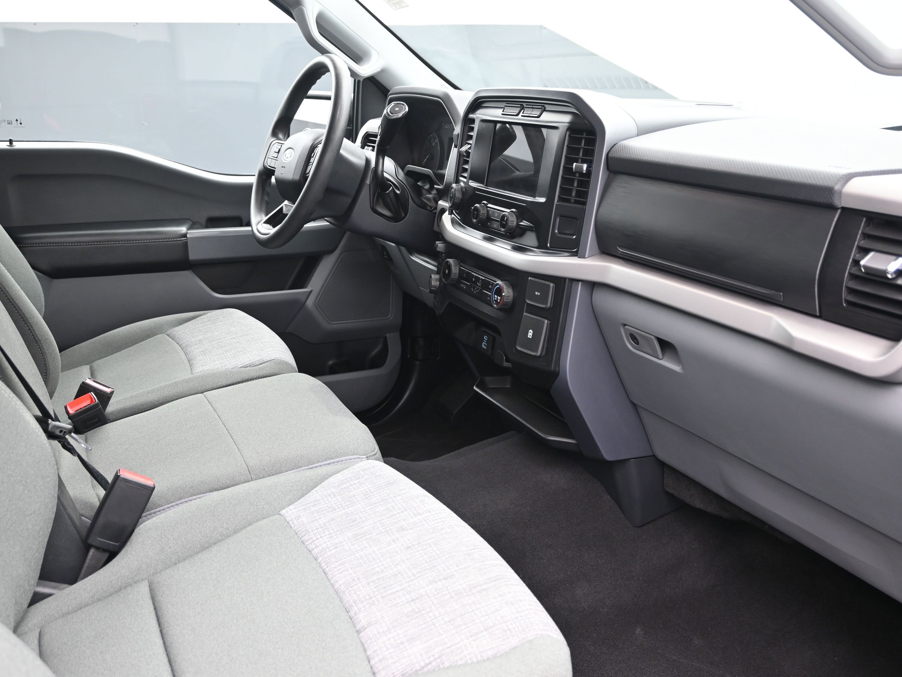 Used 2023 Ford F150 XLT image 24