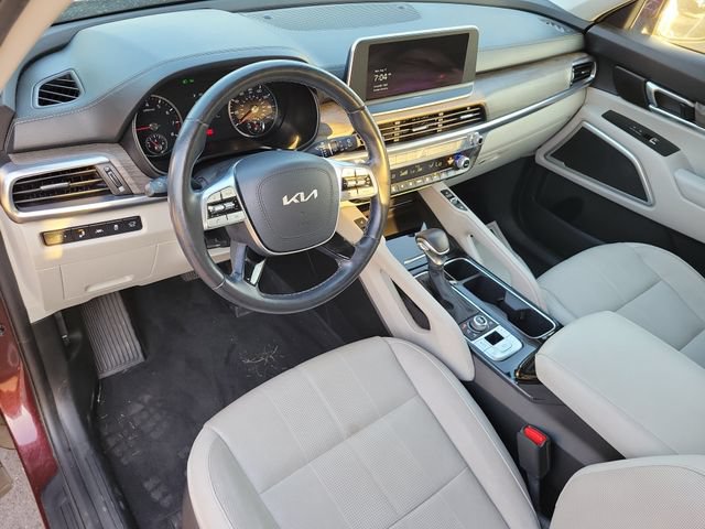 Used 2022 Kia Telluride EX w/ EX Premium Package AWD/4WD image 8