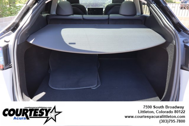 Used 2024 Tesla Model Y Long Range AWD/4WD image 26