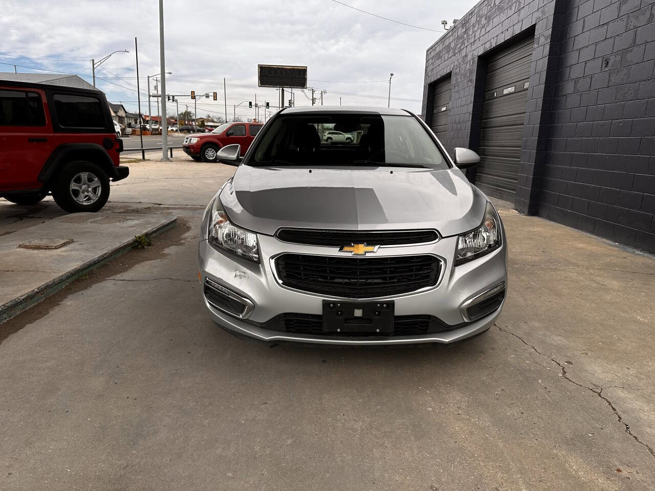 Used 2016 Chevrolet Cruze LT image 3