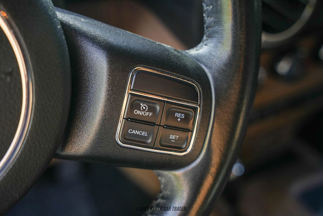 Used 2016 Jeep Wrangler Unlimited Rubicon w/ Connectivity Group image 39