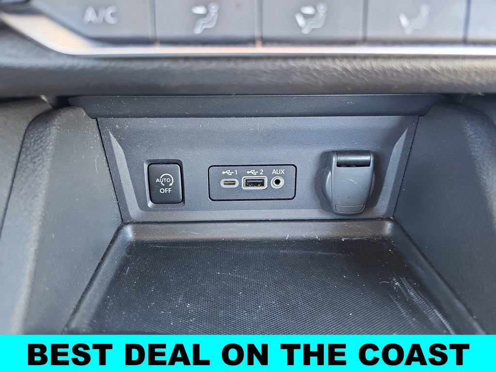 Used 2024 Nissan Sentra SV image 23