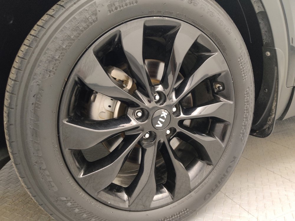 Used 2020 Kia Sorento L image 31