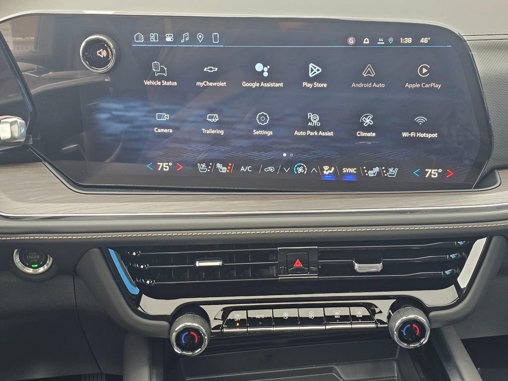 New 2026 Chevrolet Suburban Premier image 32
