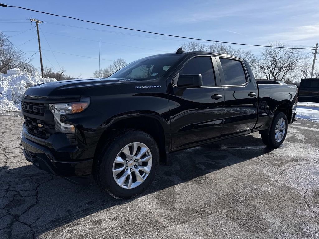 New 2026 Chevrolet Silverado 1500 Custom image 2