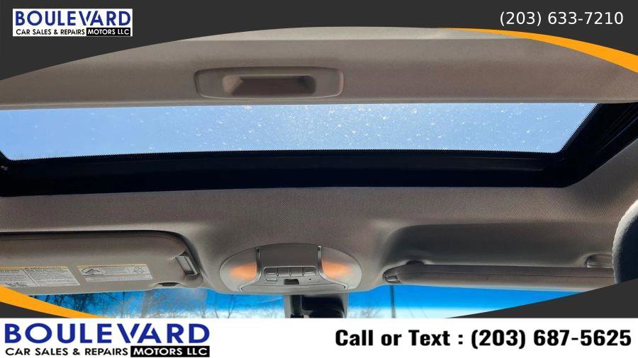 Used 2016 INFINITI QX60 3.5 Sport Utility 4D w/ Premium Plus Package image 31