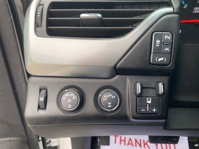 Used 2017 Chevrolet Suburban LT image 14