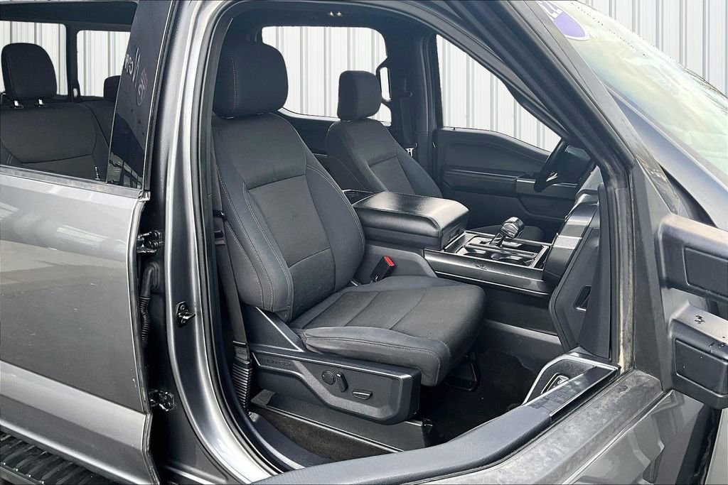 Used 2022 Ford F150 XLT w/ Equipment Group 302A High image 28